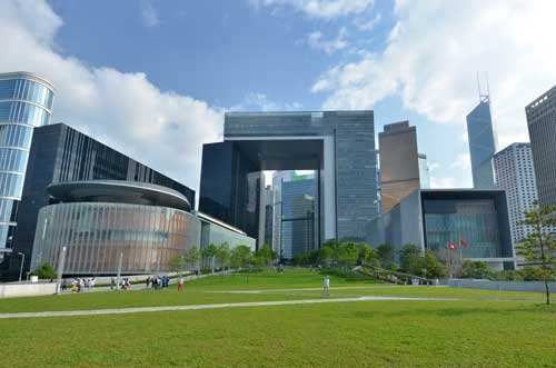 香港特区政府：将延长非香港居民从外地到港的入境限制