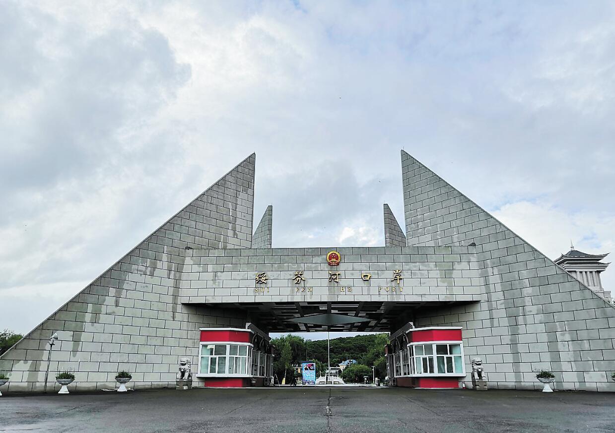 內地邊境國輸入風險攀升 兩周內入境居民禁出境