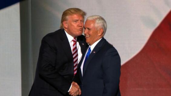 特朗普回应是否和副总统保持距离：不要