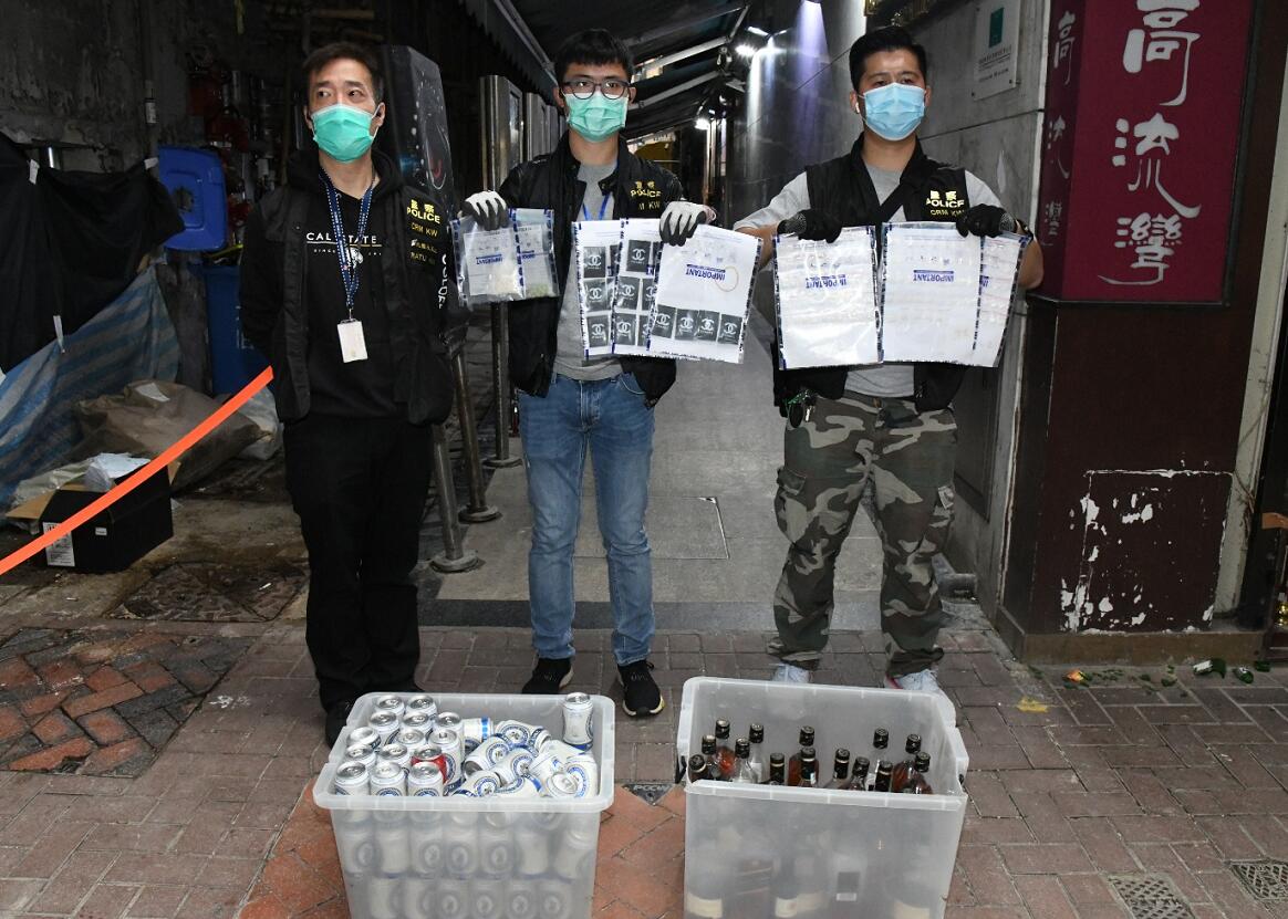 警破無視「限聚令」無牌酒吧 拘91人檢大批酒類及毒品
