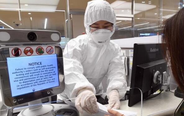 韩国严控输入病例蔓延：暂停禁止韩国人入境国家“免签待遇”