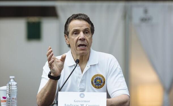 纽约州近16万人确诊 州长感慨：“封城”