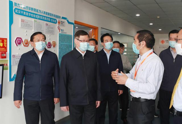 应勇：继续加强无症状感染者筛查防控 扩大检测范围