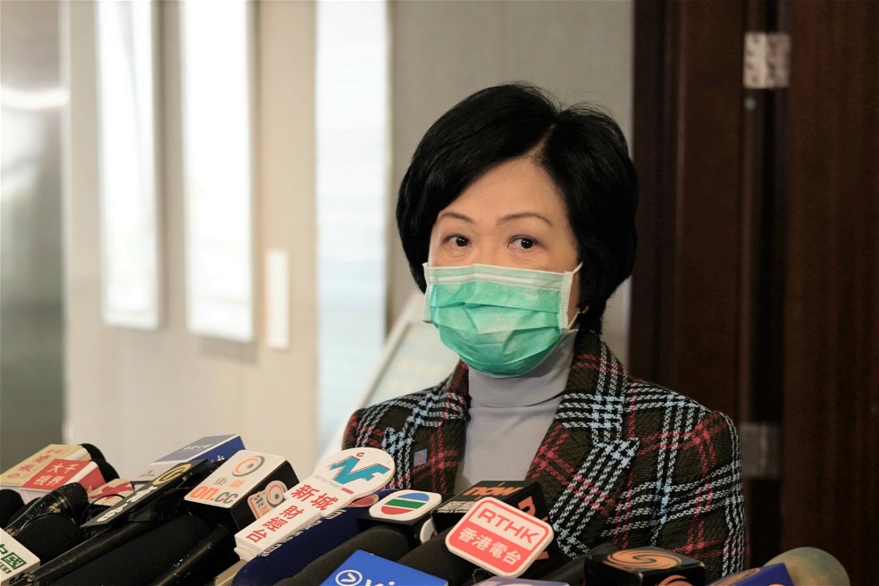 葉劉：警方依法辦事 不應將問題政治化