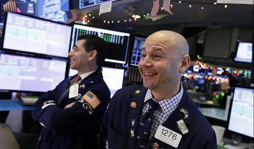 美股集体收高道指涨超450点 美油期货上扬19%