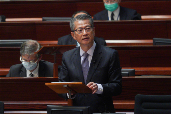 陳茂波：港經濟全年料收縮4%至7%