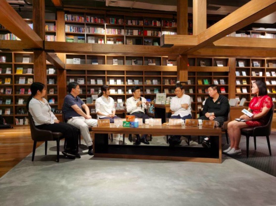 坪山區委書記對話大疆創新董事長：四問坪山創新生態