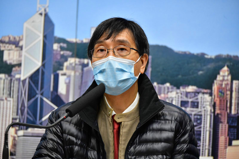袁國勇：政府將全民派口罩 可考慮有條件放寬限制措施