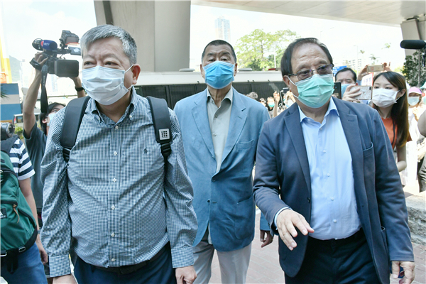 黎智英涉恐嚇記者及非法集結 今午提堂