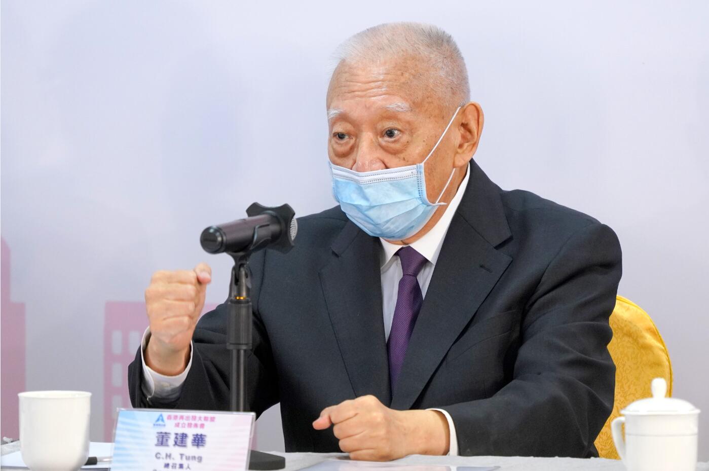 董建華：香港要克服三大危機