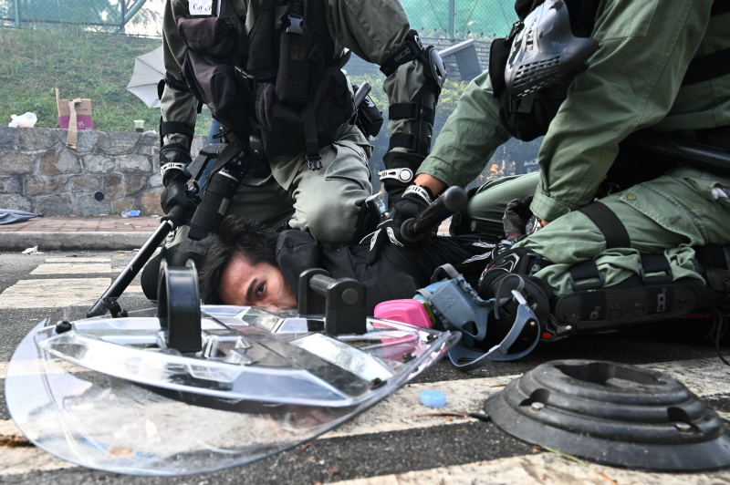 中大2號橋「佔領」案 4人涉參與暴動提堂