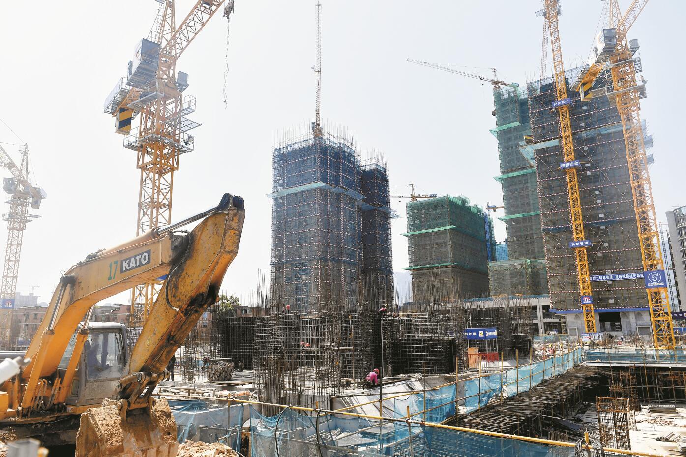 基建項目加快上馬 水泥股中長期持有