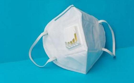 【萍心而论】晶苑生產口罩有感