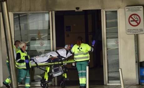 意大利新冠死亡病例超3万例