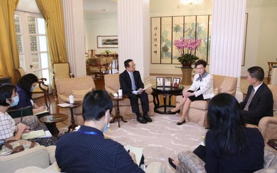 林郑：抗疫露曙光 粤港澳出入境研月内放宽检疫