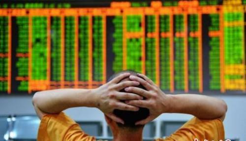 【午评】两市走势分化创指跌0.9%沪指涨0.13% 水泥板块表现强势