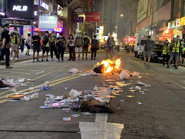 凝聚反黑暴反攬炒力量
