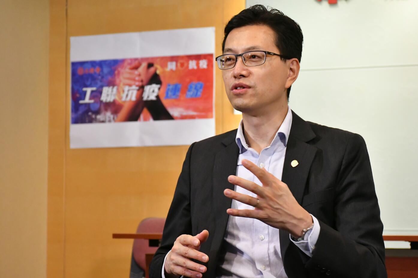 【两会专访】吳秋北建議灣區設香港新區