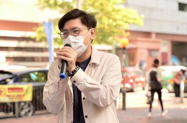 屯門區議員海報「播獨」 民政署強烈勸喻移除