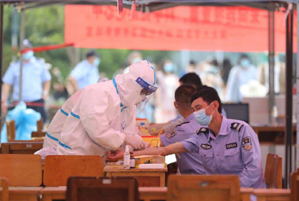 武汉全民核酸检测採样过半 今年首迎世界五百強