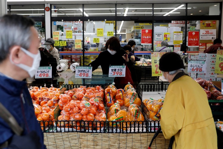 日本4月核心CPI三年來首次下跌