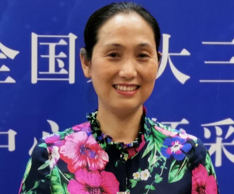 【代表委员说】谭建兰强调要培育贫困户长效增收本领