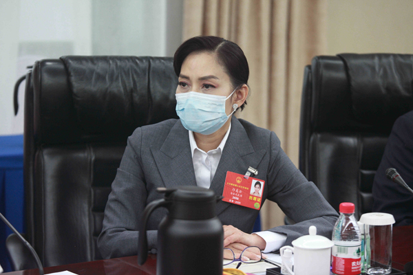 【代表委員說】鄺美雲：進一步開放港珠澳大橋使用限制