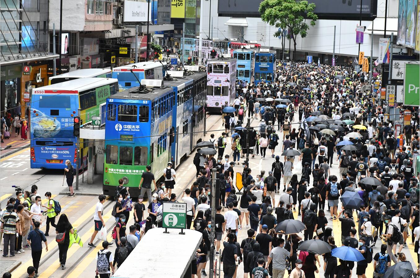 多图|黑衣人铜锣湾非法聚集暴力破坏「私了」路人  警方拘逾40人