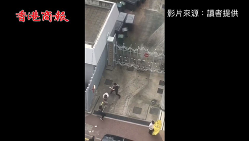 暴徒四處堵路破壞 有律師當街被打