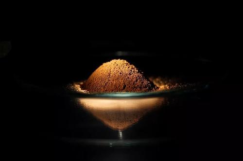 “实体清单”再升级，科技股承压、黄金稀土要涨？