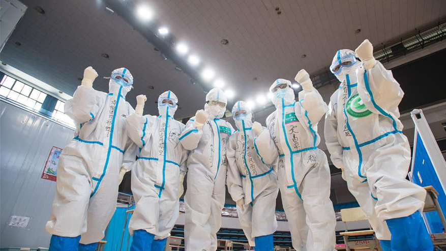 从人民中汲取磅礴力量——习近平总书记同出席2020年全国两会人大代表、政协委员共商国是纪实