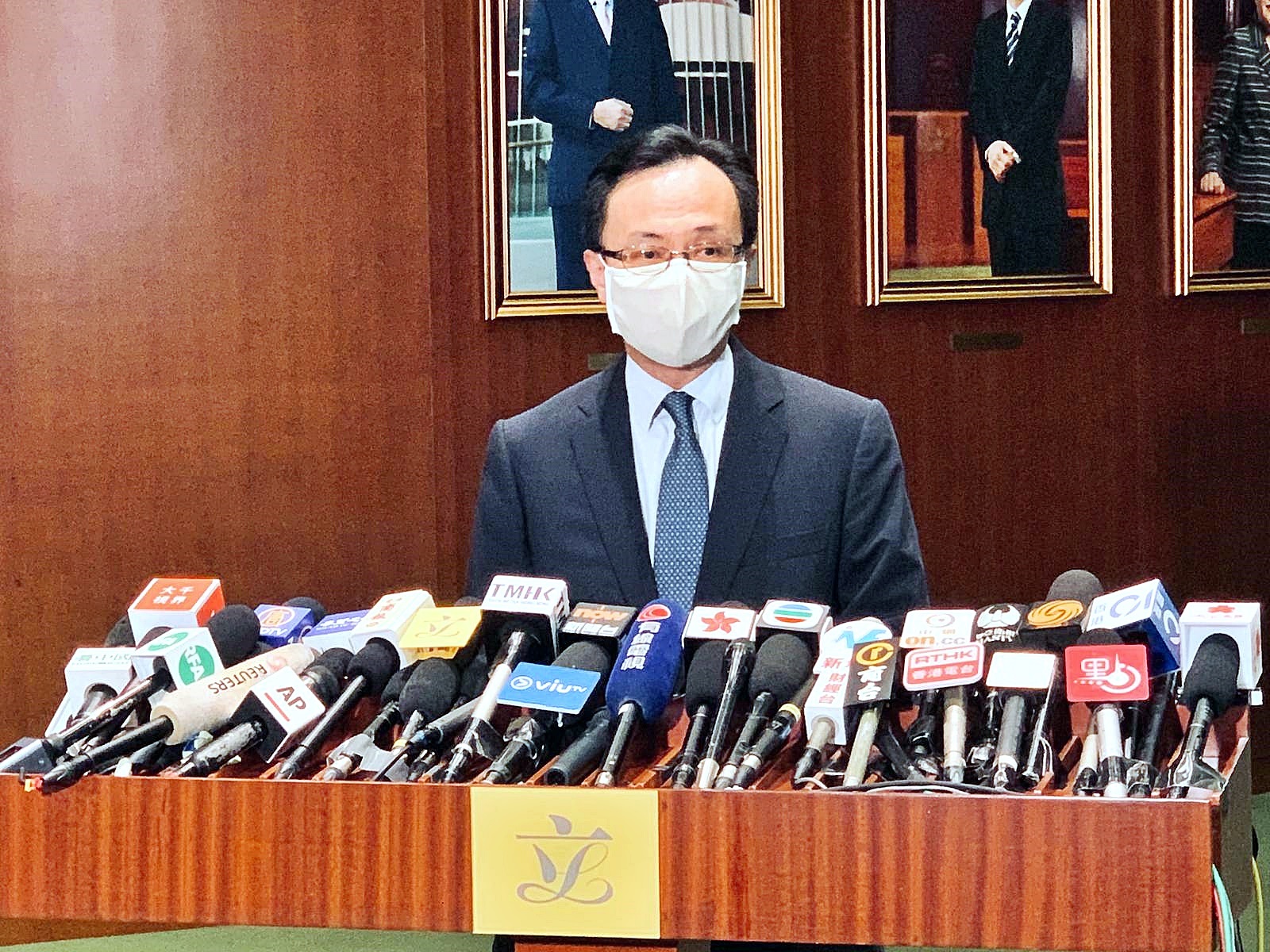 聶德權：凍薪決定符合既定機制 冀公務員理解