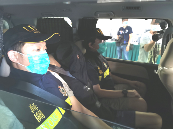 辦公椅暗藏10公斤可卡因 1名男子被捕