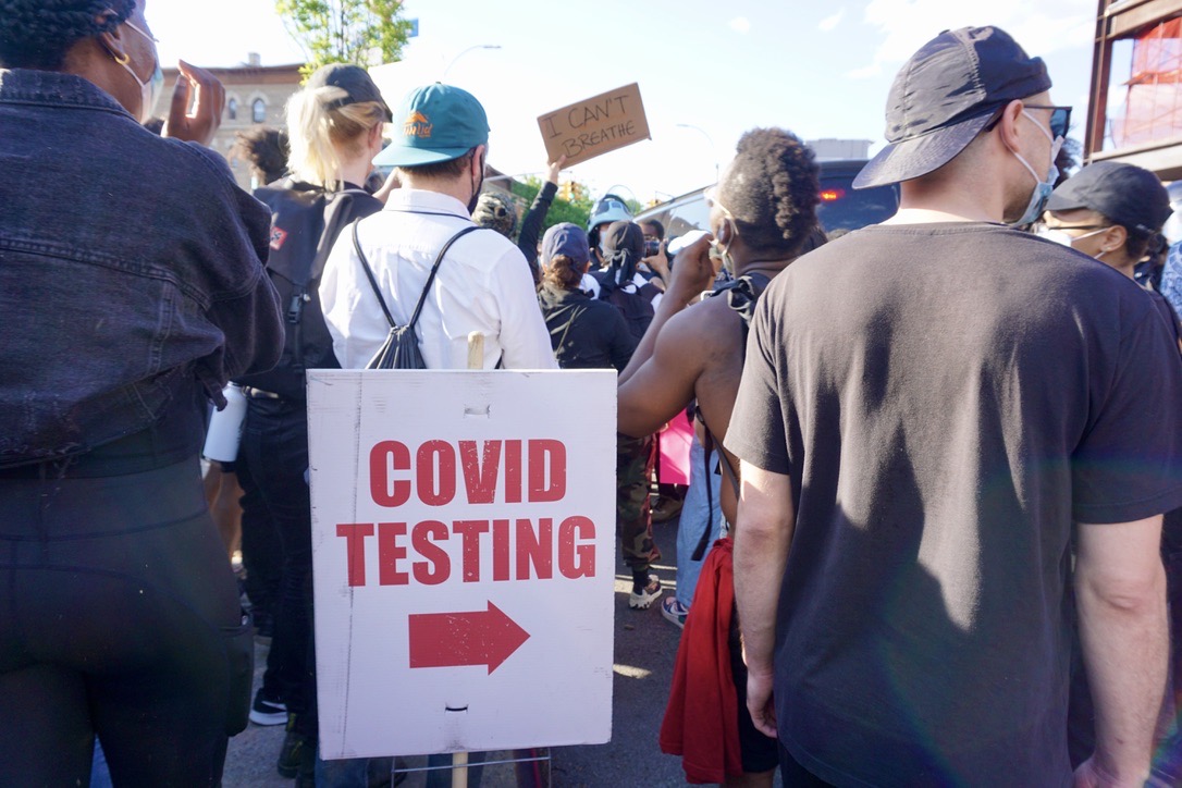 全球确诊超685萬 巴西总统威胁退出世卫组织 