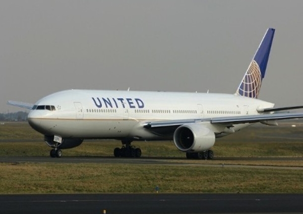 聯合航空10月關閉港基地