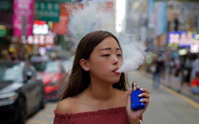 統計處：本港逾63萬人每日吸煙