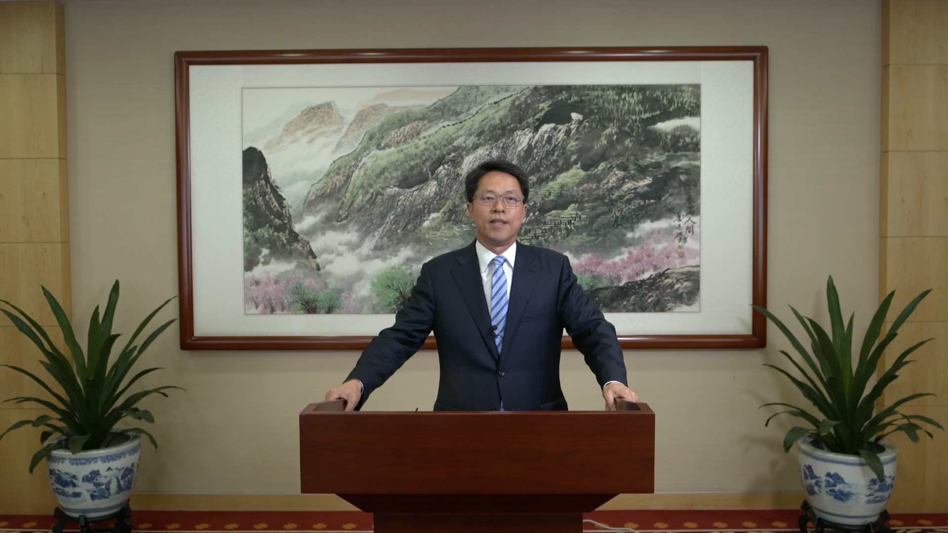 張曉明妙喻「香港國安法」 為「一國兩制」裝上殺毒軟件