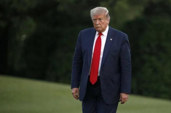 美司法部长：特朗普进地堡是躲避抗议示威者