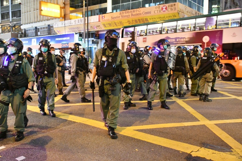 中环非法聚集 警方拘53人包括2名區議員