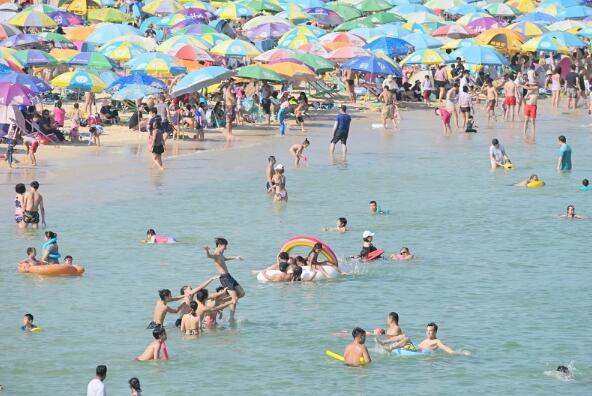 昨日33.9℃係入夏最高溫 1名行山客死亡