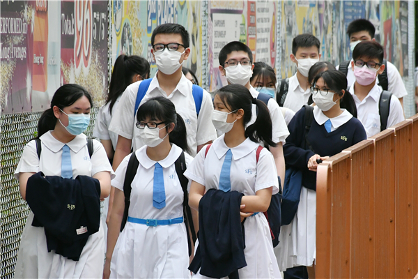 須配合兩地衛生防疫措施 跨境生今復課 運署籲早出門