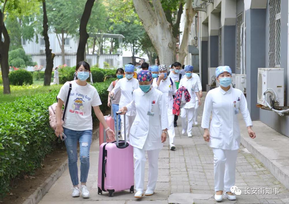 北京多家醫院馳援地壇醫院