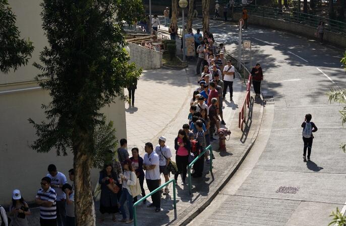 立法会选举 | 选管会公布指引：僅設關愛座 拒「關愛隊」