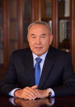 哈萨克斯坦首任总统新冠病毒检测呈阳性