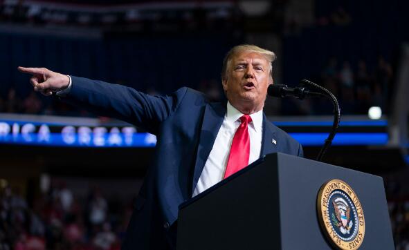 再涉种族歧视 特朗普将病毒改名「功夫流感」