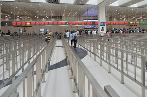 「健康码」有望下周推出 落马洲口岸将重启