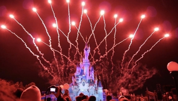 迪園稱財政穩健 改善管理不裁員