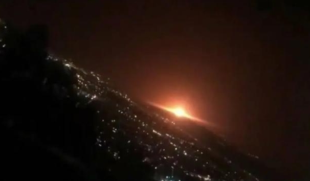 伊朗首都一处军事基地附近发生爆炸