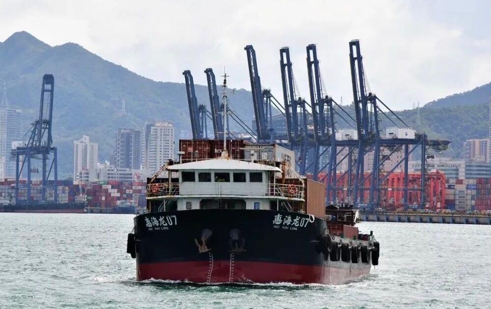 鹽田—珠海洪灣駁船航線開通