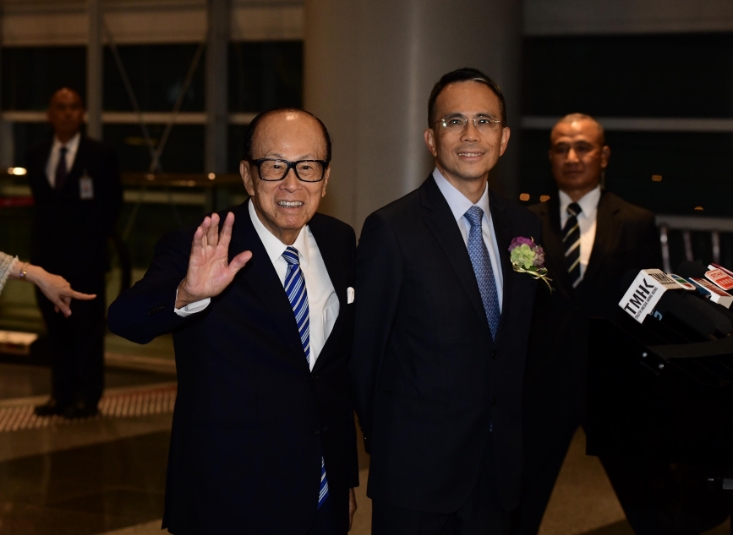 誠哥父子再斥1.2億增持長實